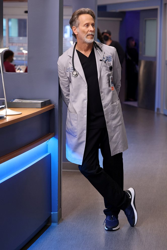 Chicago Med - Mama Said There Would Be Days Like This - Photos - Steven Weber