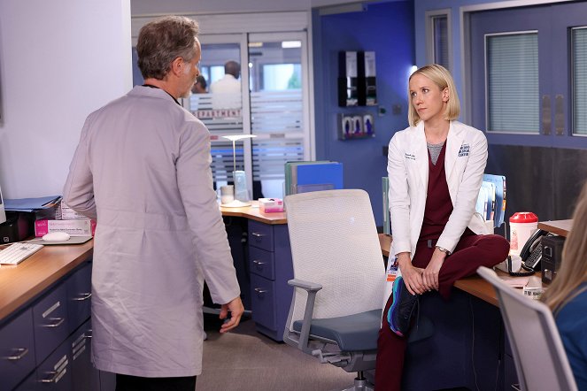 Chicago Med - Mama Said There Would Be Days Like This - Film - Jessy Schram