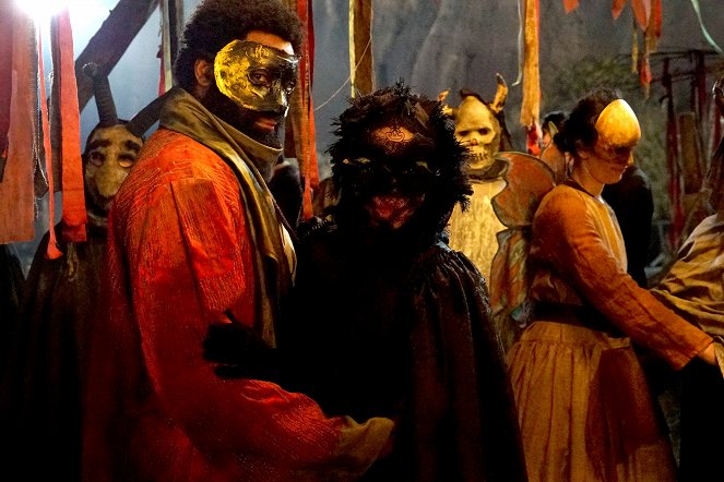 Django - Masquerade - Kuvat elokuvasta