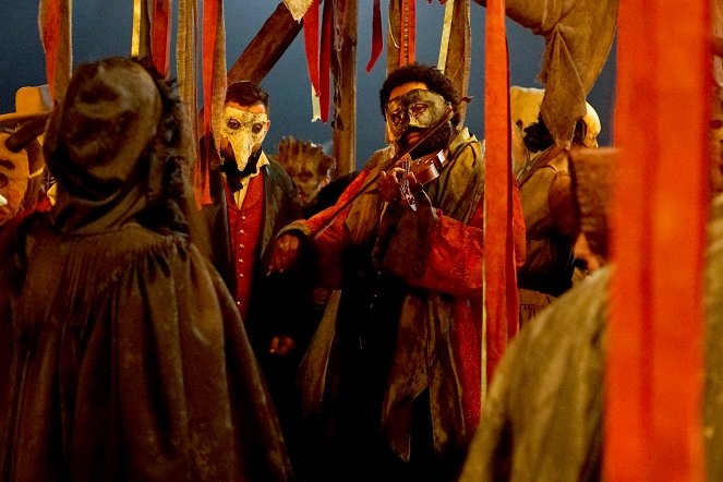 Django - Masquerade - De la película