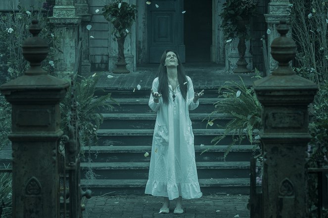 Mayfair Witches - The Dark Place - Filmfotók - Annabeth Gish