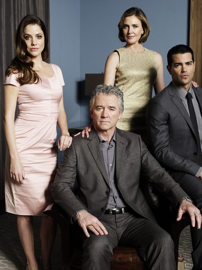 Dallas - Season 1 - Promokuvat - Julie Gonzalo, Patrick Duffy, Brenda Strong, Jesse Metcalfe