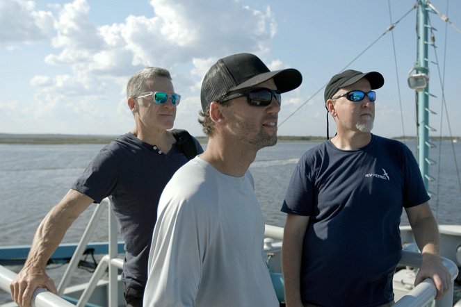 The Bermuda Triangle: Into Cursed Waters - Kuvat elokuvasta
