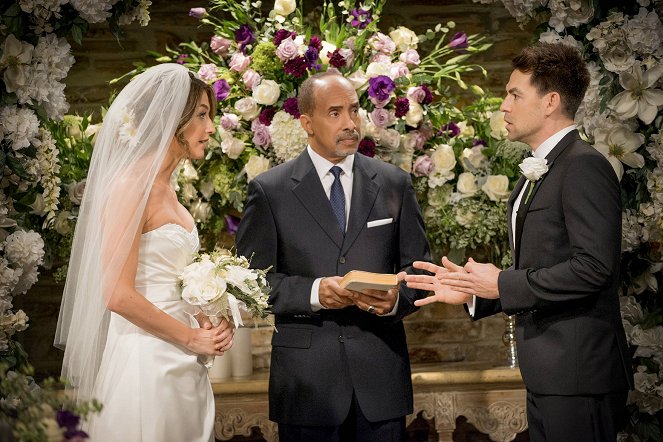 Your Family or Mine - The Vows - Photos - Kat Foster, Kyle Howard