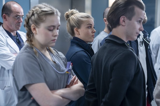 Nurses - Season 12 - Kivi kengässä 3/4 - Photos - Nicke Lignell, Amelie Blauberg, Janni Hussi, Valtteri Lehtinen