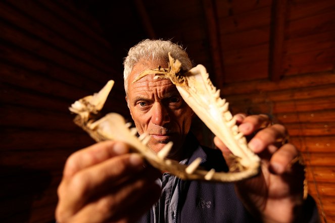 River Monsters - Canadian Horror - Photos