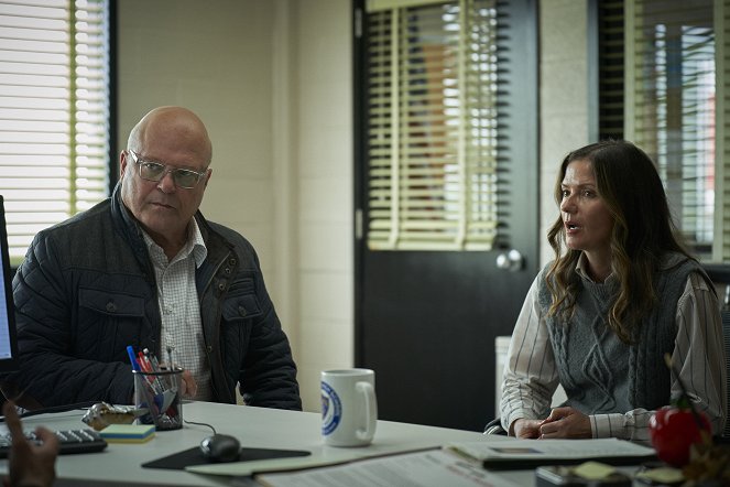 Accused - Scott's Story - Photos - Michael Chiklis, Jill Hennessy