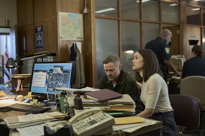 Accused - Season 1 - Ava's Story - Photos - Aaron Ashmore, Megan Boone