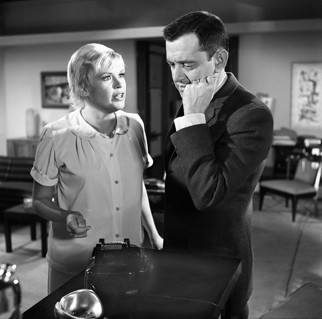 Alfred Hitchcock zeigt - Hangover - Filmfotos - Jayne Mansfield, Tony Randall
