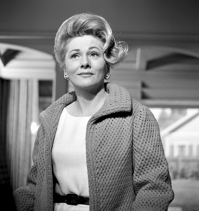 Alfred Hitchcock zeigt - Season 1 - The Paragon - Werbefoto - Joan Fontaine