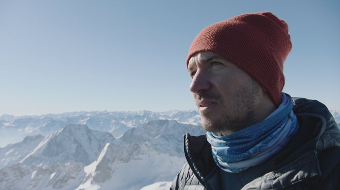 DokThema - Felix Neureuther – Skifahren trotz Klimawandel? Der Slalom der Zukunft - Photos