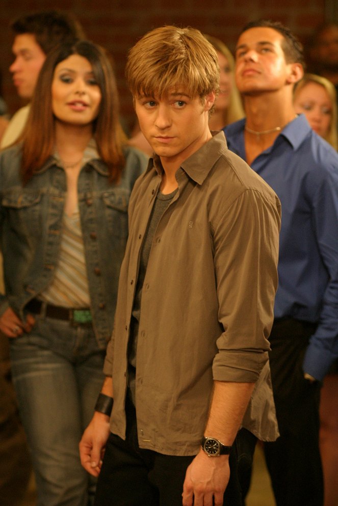 The O.C. - Season 1 - The Third Wheel - Photos - Ben McKenzie