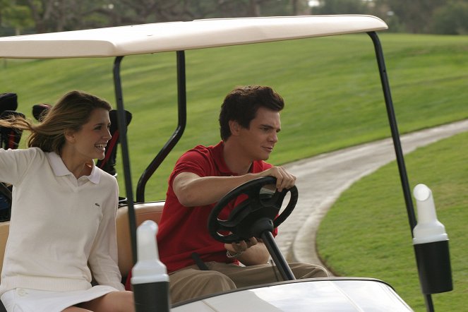 Życie na fali - Golf - Z filmu - Mischa Barton, Taylor Handley
