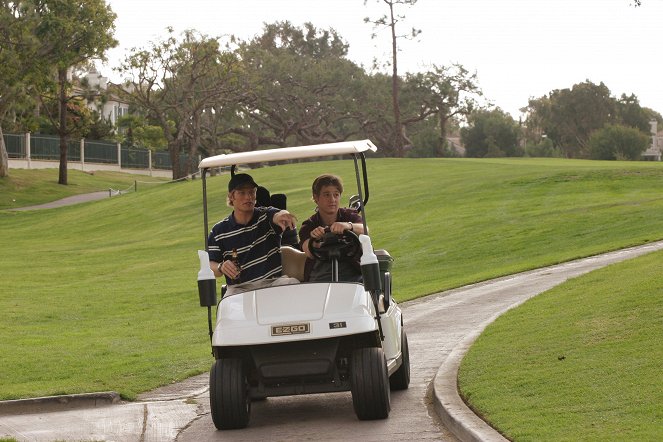 Życie na fali - Season 1 - Golf - Z filmu - Chris Carmack, Ben McKenzie