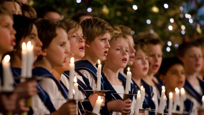 Sølvguttene synger julen inn - Kuvat elokuvasta