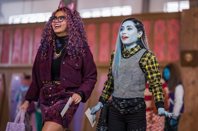 Monster High: Elokuva - Kuvat elokuvasta - Miia Harris, Ceci Balagot