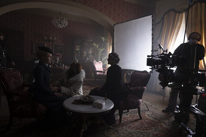Miss Scarlet and the Duke - Arabella - Tournage