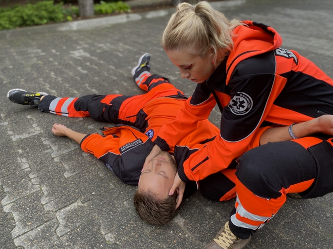 Na sygnale - Najpiękniejszy dzień życia - Photos - Wojciech Zygmunt, Paulina Zwierz