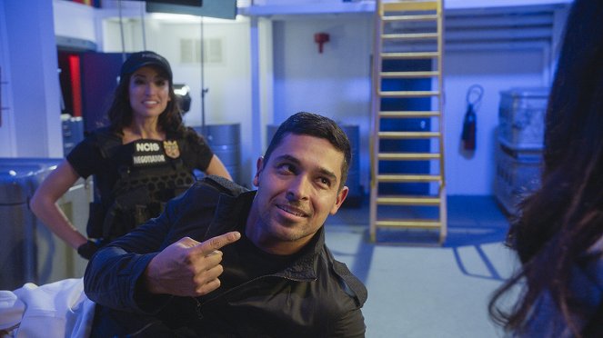 NCIS: Naval Criminal Investigative Service - Season 20 - Evil Eye - Photos - Wilmer Valderrama