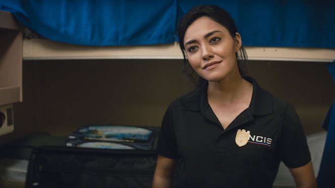 Agenci NCIS: Hawaje - Misplaced Targets - Z filmu - Yasmine Al-Bustami