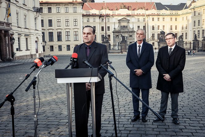 Sedm schodů k moci - Epizoda 6 - Kuvat elokuvasta - Jiří Vyorálek