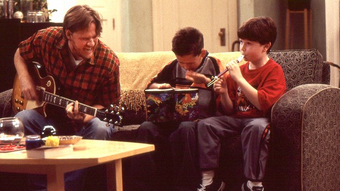 Grounded for Life - Season 1 - You Can't Always Get What You Want - Photos