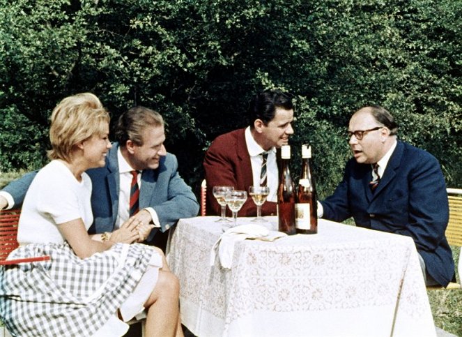 Drei Mann in einem Boot - Kuvat elokuvasta - Susanne Cramer, Hans Joachim Kulenkampff, Walter Giller, Heinz Erhardt