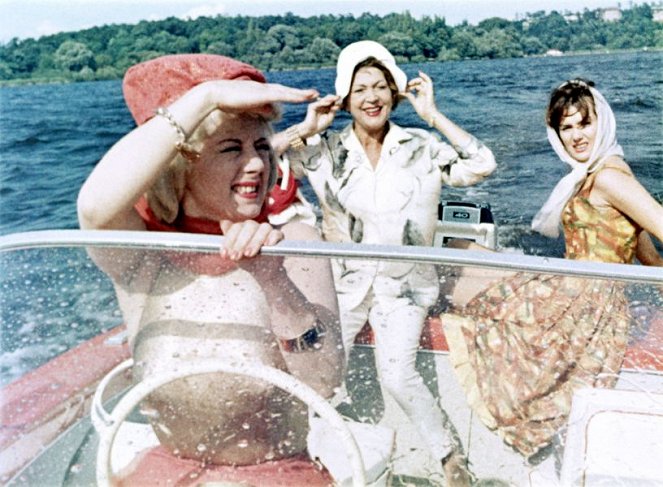 Drei Mann in einem Boot - Filmfotos - Loni Heuser, Ina Duscha