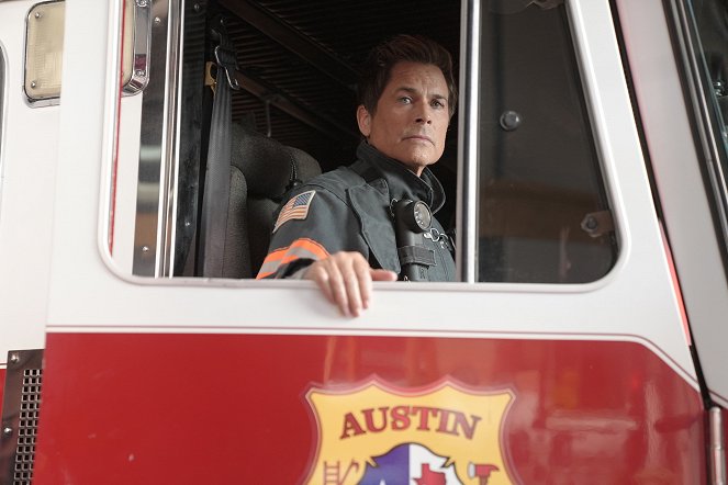 9-1-1: Lone Star - This Is Not a Drill - Van film - Rob Lowe