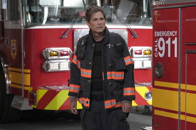 9-1-1: Lone Star - Season 4 - This Is Not a Drill - Filmfotos - Rob Lowe