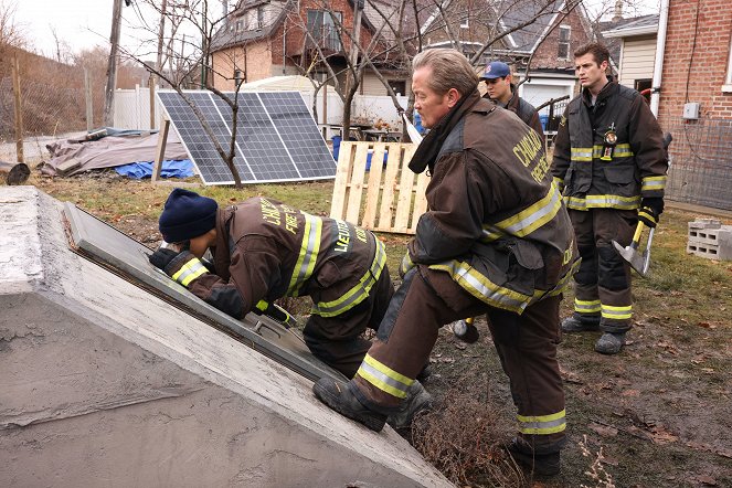 Chicago Fire - How Does It End? - Z filmu - Christian Stolte