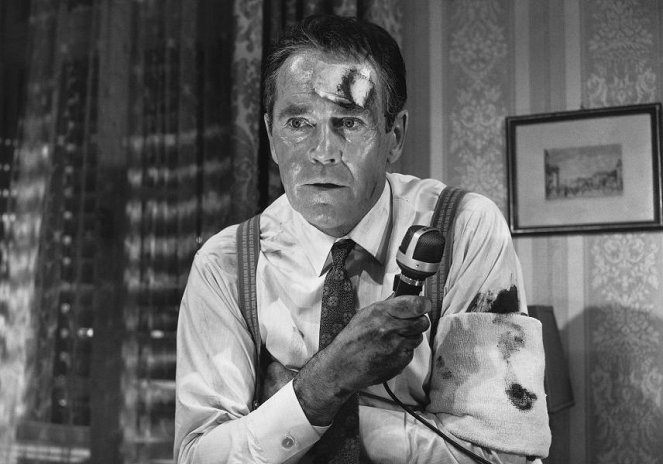 Spione unter sich - Filmfotos - Henry Fonda