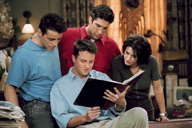 Friends - Season 2 - The One Where Heckles Dies - Photos - Matt LeBlanc, Matthew Perry, David Schwimmer, Courteney Cox