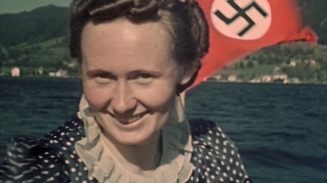 1942, un monde en guerre - Janvier - Film