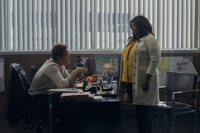 Truth Be Told - Freedom Is Never Given; It Is Won - De la película - David Lyons, Octavia Spencer