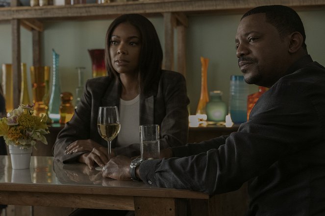 Truth Be Told - Freedom Is Never Given; It Is Won - Van film - Gabrielle Union, Mekhi Phifer