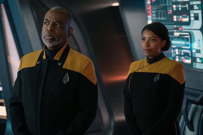 Star Trek: Picard - The Bounty - Van de set - LeVar Burton, Mica Burton