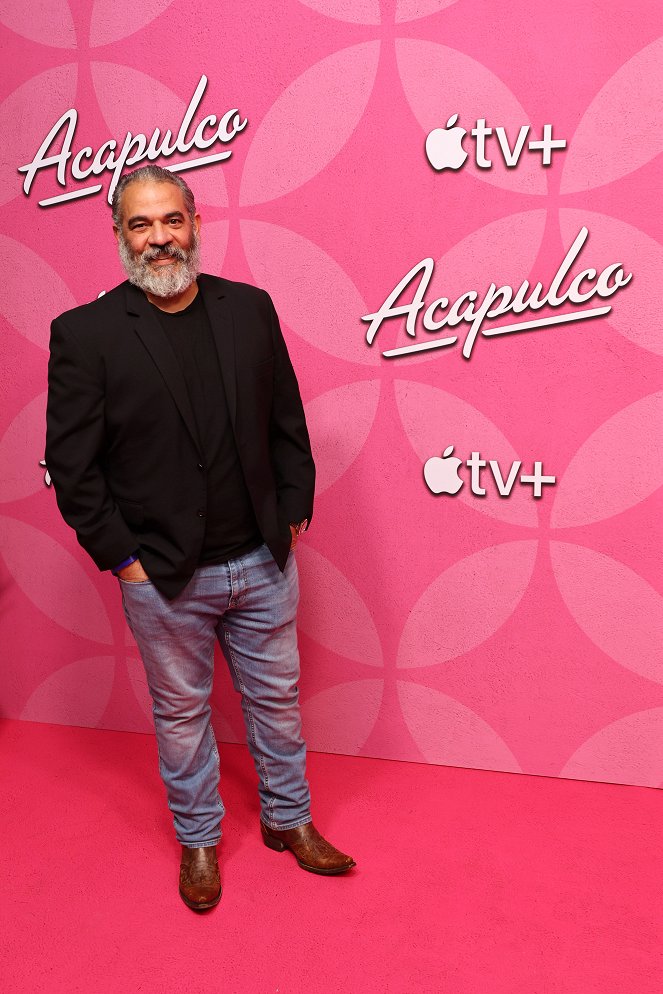 Acapulco - Season 2 - Veranstaltungen - The red carpet premiere of the Apple Original series “Acapulco” at The London West Hollywood hotel