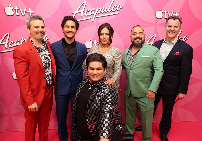 Acapulco - Season 2 - Z akcií - The red carpet premiere of the Apple Original series “Acapulco” at The London West Hollywood hotel