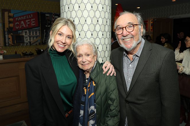 To som ja, Margaret! - Z akcií - Trailer Launch Event at The Crosby Street Hotel, New York on January 13, 2023 - Kelly Fremon Craig, Ann Roth, James L. Brooks