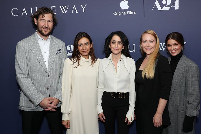 Causeway - Rendezvények - Apple Original Films and A24 special screening of “Causeway” at The Metrograph Theatre" on February11, 2022 - Luke Goebel, Ottessa Moshfegh, Lila Neugebauer, Elizabeth Sanders