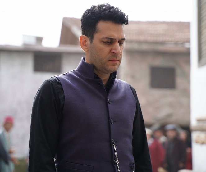 Aziz - De la película - Murat Yıldırım