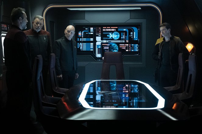 Star Trek: Picard - Disengage - Photos - Jonathan Frakes, Patrick Stewart, Ed Speleers