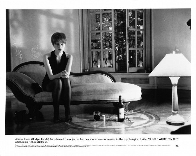 Egyedülálló nő megosztaná... - Vitrinfotók - Bridget Fonda