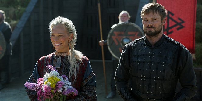 Vikings: Valhalla - Pilares da fé - Do filme - Yngvild Støen Grotmol, Bradley James
