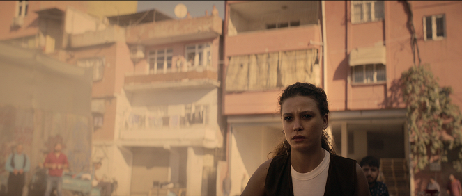 Şahmaran - The Turmoil That is Life - Van film - Serenay Sarıkaya