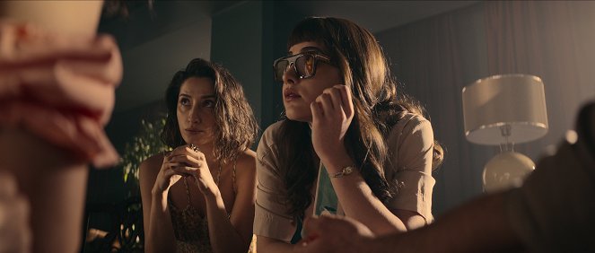 Şahmaran - Aşkın Tekerrürü - Kuvat elokuvasta - Nilay Erdonmez, Nil Sude Albayrak