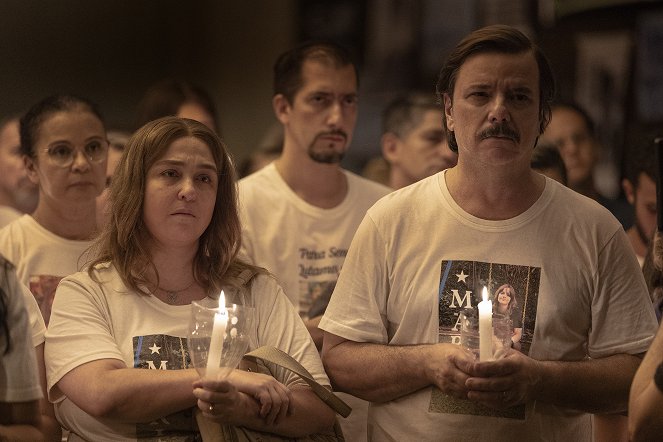 Todo Dia a Mesma Noite - Trauer - Filmfotos