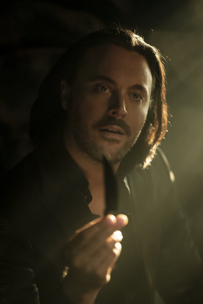 Mayfair Witches - Tessa - Photos - Jack Huston