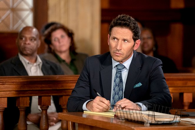 Law & Order - Season 22 - Only the Lonely - Photos - Mark Feuerstein
